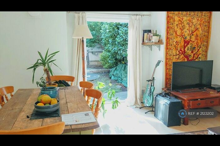 3 Bedroom Terraced House To Rent In Cressingham Road, London, SE13