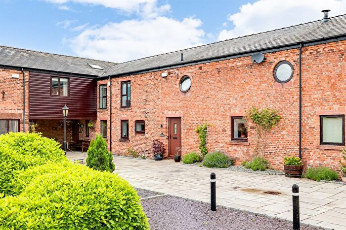 4 Bedroom Barn Conversion For Sale In Manor Farm Barns, Long Lane, Wettenhall, CW7