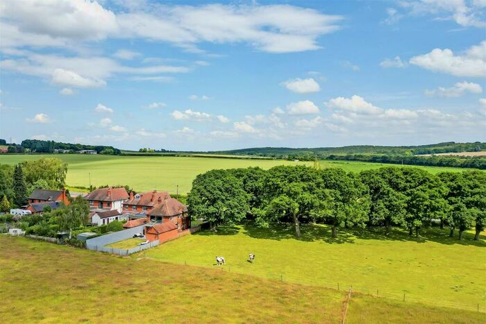 4 Bedroom Detached House For Sale In Mansfield Road, Papplewick, Nottinghamshire, NG15