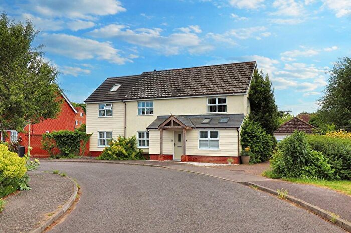 4 Bedroom Detached House For Sale In Dunton Grove, Hadleigh, IP7