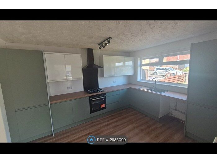 3 Bedroom End Terrace House To Rent In Main St, Bathgate, EH47