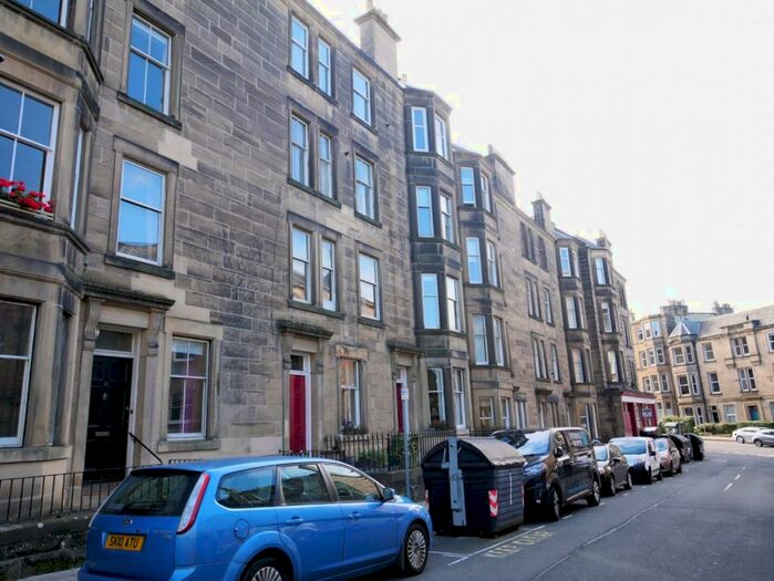 2 Bedroom Flat To Rent In Comiston Terrace, Comiston, Edinburgh, EH10