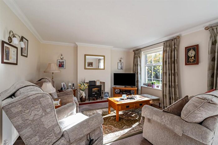 2 Bedroom Flat For Sale In Landor Road, Knowle, Solihull, B93