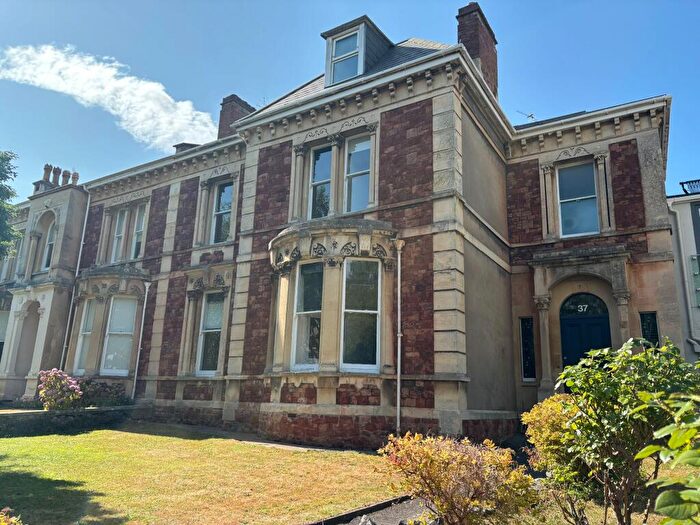 10 Bedroom Detached House To Rent In Oakfield Road, Clifton, Bristol, BS8
