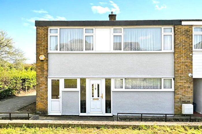 3 Bedroom Terraced House To Rent In Northbrooks, Harlow, CM19