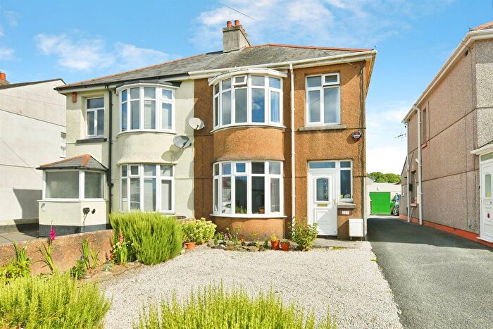 3 Bedroom Semi Detached House For Sale In Ham Drive, Plymouth, PL2