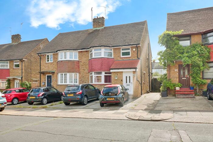3 Bedroom Semi-Detached House To Rent In Sandhurst Crescent, Leigh-On-Sea, SS9