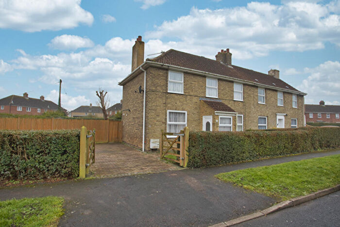 3 Bedroom Semi-Detached House For Sale In St. Johns Road, Elvington, Dover, CT15