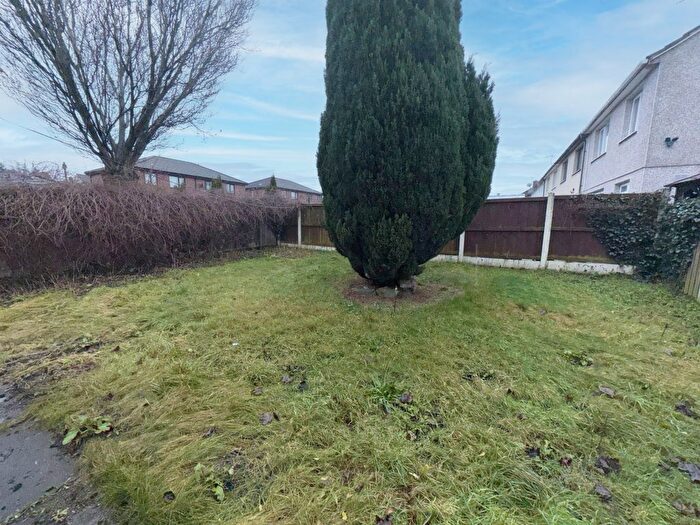 2 Bedroom Semi-Detached House For Sale In Mottram Close, Liverpool, L33