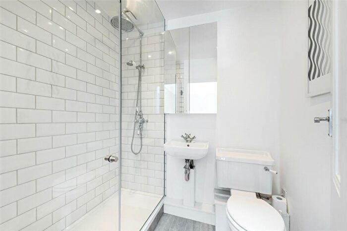 4 Bedroom Terraced House To Rent In Mysore Road, Clapham Common, SW11