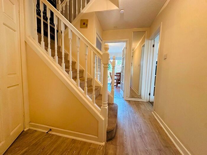 3 Bedroom End Of Terrace House For Sale In Broad Dean, Eaglestone, MK6
