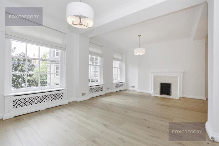 3 Bedroom Apartment To Rent In South Lodge, St. John's Wood, Regents Park, Westminster, NW8