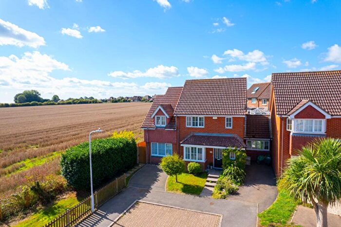 4 Bedroom Detached House For Sale In Bland Drive, Hawkinge, CT18