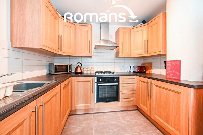 1 Bedroom Apartment To Rent In Temple Moore House, Birch Hill, RG12