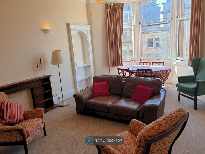 3 Bedroom Flat To Rent In Cranworth Street, Glasgow, G12
