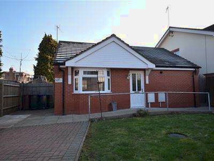 1 Bedroom Detached Bungalow To Rent In Southfield Road, Duston, Northampton, NN5