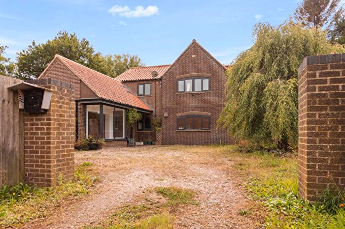 4 Bedroom Detached House For Sale In South Street, Barnetby Le Wold, LIncolnshire, DN38