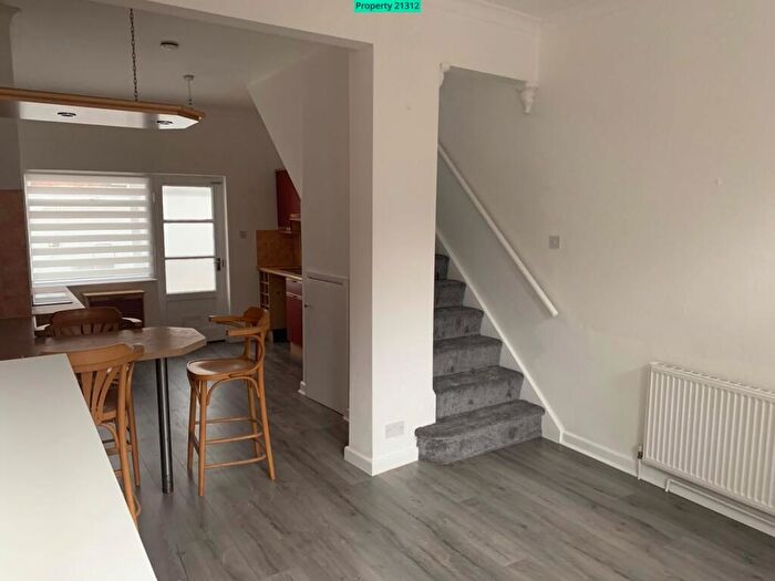 1 Bedroom Terraced House To Rent In Albion Place, Chester, CH1