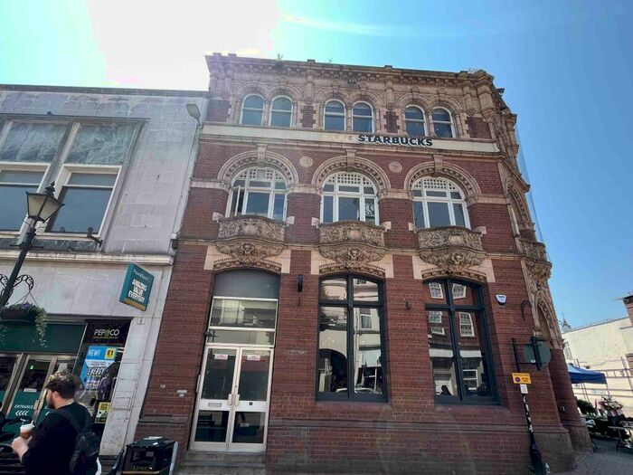 1 Bedroom Flat To Rent In Market Place, Nuneaton Town, CV11