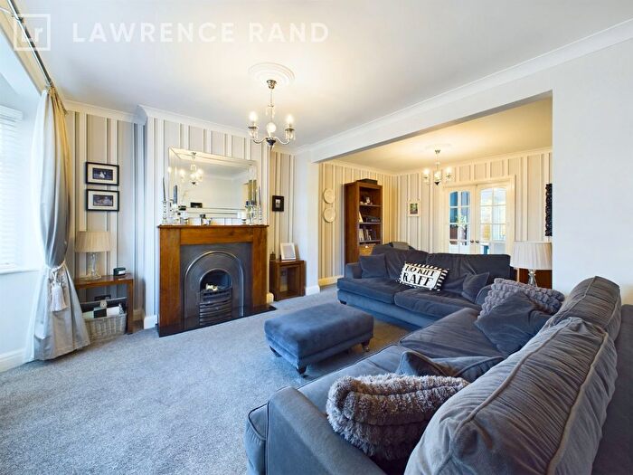3 Bedroom End Of Terrace House For Sale In Exmouth Road, Ruislip, Middlesex, HA4