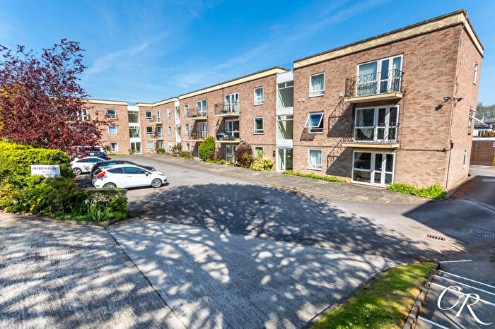 2 Bedroom Flat For Sale In Overton Park Road, Cheltenham, GL50