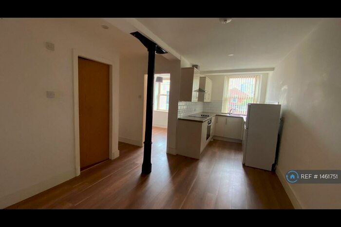 2 Bedroom Flat To Rent In Dugdale Street, Burnley, BB11
