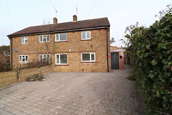 3 Bedroom Property To Rent In Shortlands Avenue, Ongar, CM5