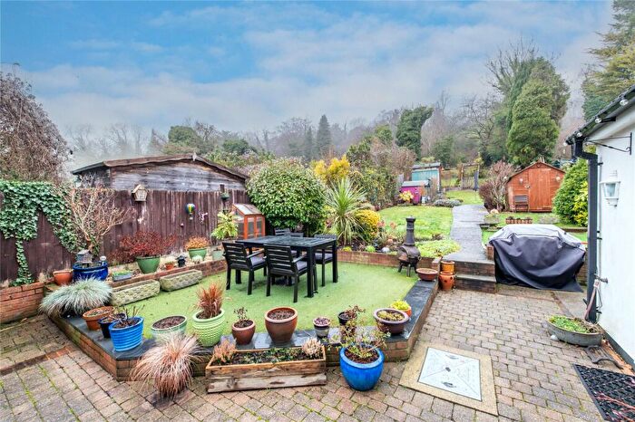 4 Bedroom Semi-Detached House For Sale In Bush Road, Cuxton, Rochester, Kent, ME2