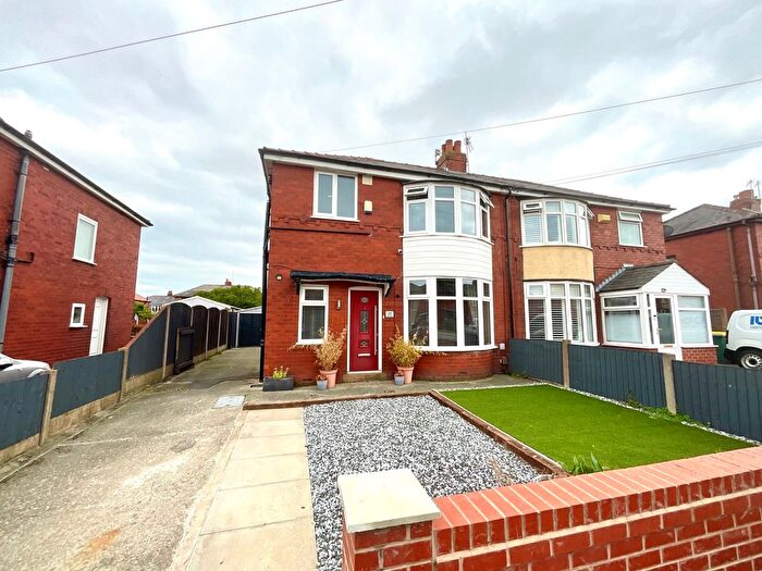 3 Bedroom Semi-Detached House For Sale In Queensway, Ashton-On-Ribble, PR2