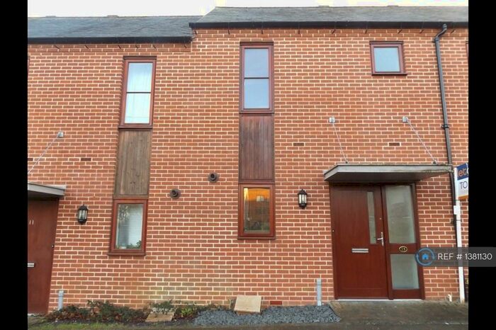 2 Bedroom Terraced House To Rent In Elder Road, Basingstoke, RG24