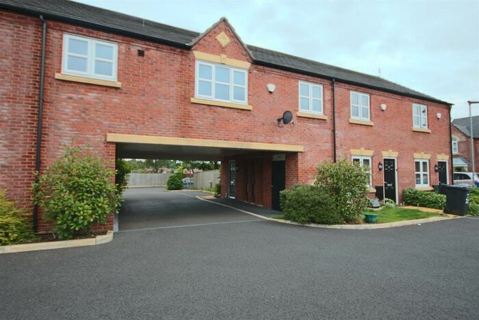 2 Bedroom Apartment To Rent In Whalley Close, Bury, BL9