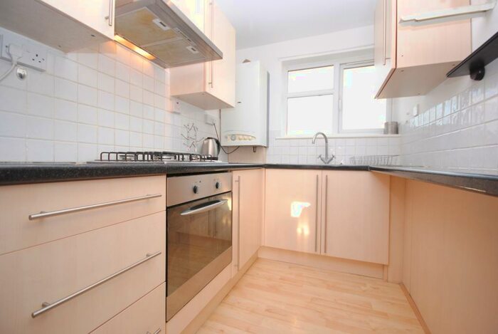 2 Bedroom Flat To Rent In St. Asaph Road London, SE4