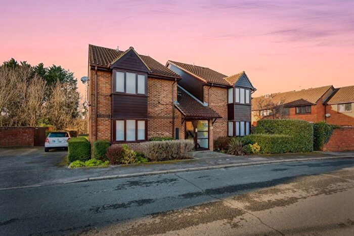 Apartment To Rent In Newbridge Close, Broadbridge Heath, Horsham, RH12