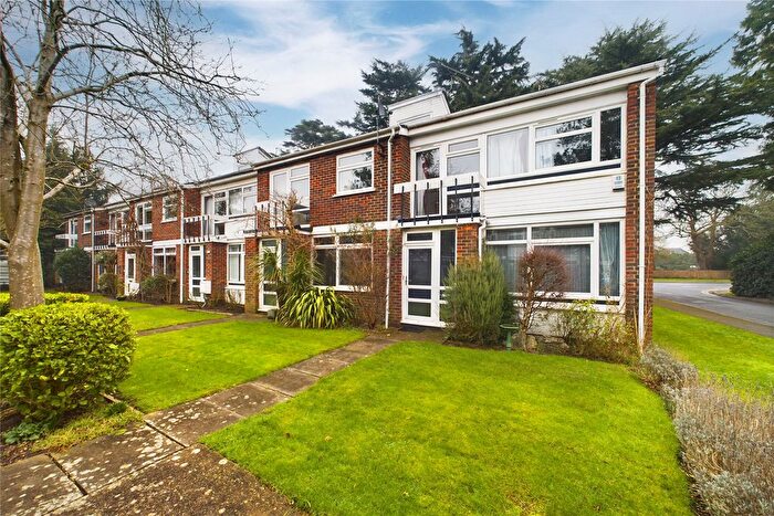 3 Bedroom End Of Terrace House To Rent In Boyn Hill Close, Maidenhead, Berkshire, SL6