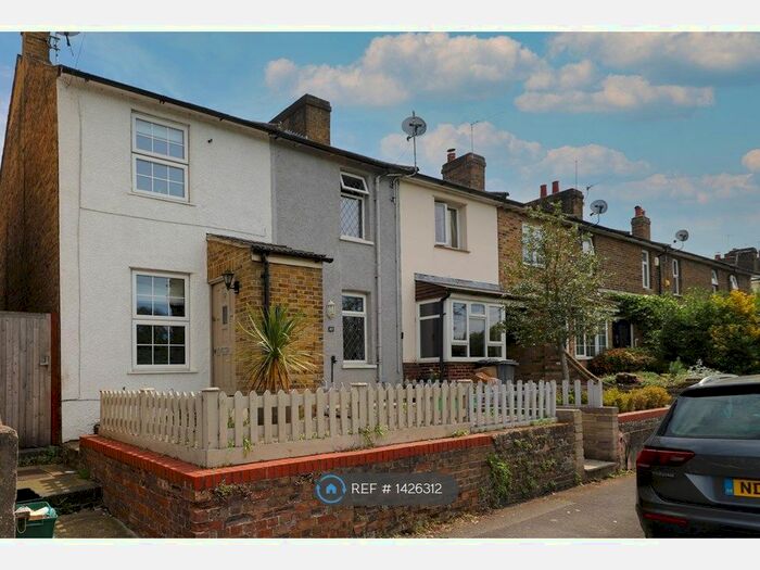 2 Bedroom End Of Terrace House To Rent In Lower Road, Orpington, BR5
