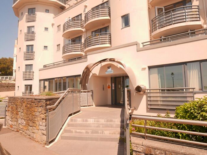 1 Bedroom Flat To Rent In Rozel House, Birnbeck Road, Weston-Super-Mare, BS23