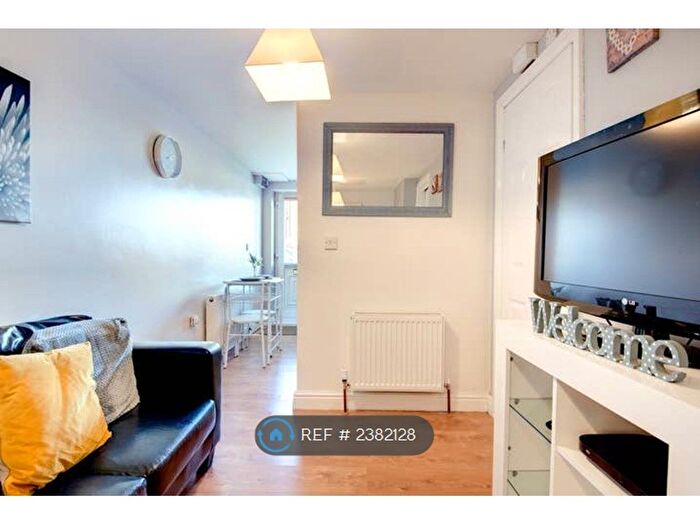 Studio To Rent In Sheffield, Sheffield, S6