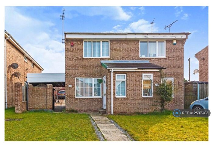2 Bedroom Semi-Detached House To Rent In Fleming Way, Flanderwell, Rotherham, S66