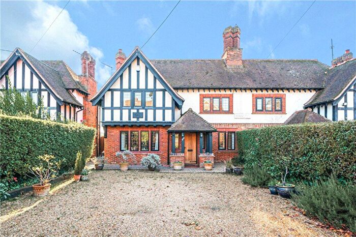 4 Bedroom Semi-Detached House For Sale In Colchester Road, Halstead, CO9