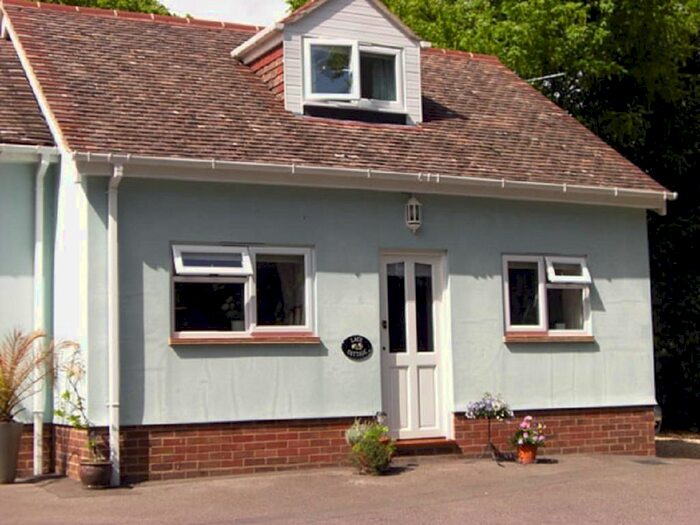 1 Bedroom Terraced House To Rent In Lower Buckland Road, Lymington, SO41