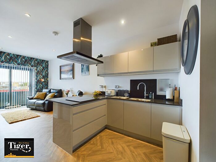 2 Bedroom Flat To Rent In Coastal Point, New South Promenade, Blackpool, FY4