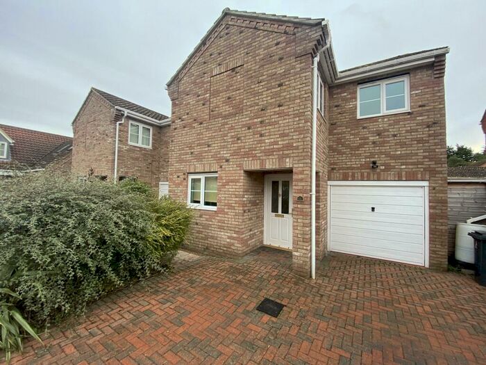 3 Bedroom Detached House To Rent In Jasmine Court, Brandon, IP27
