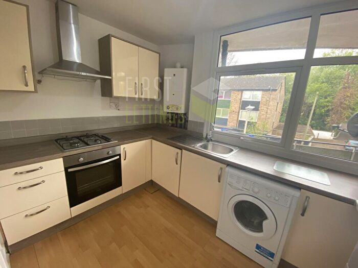 2 Bedroom Apartment To Rent In Malvern Road, Stoneygate, LE2