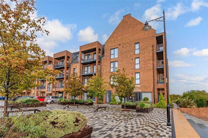 1 Bedroom Flat For Sale In Knights Templar Way, Strood, Rochester, Kent, ME2