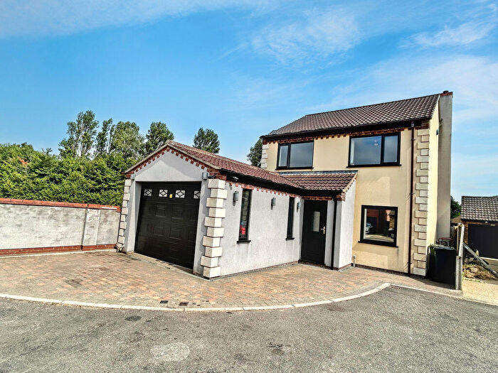 3 Bedroom Detached House For Sale In Violet Close, Bradwell, NR31