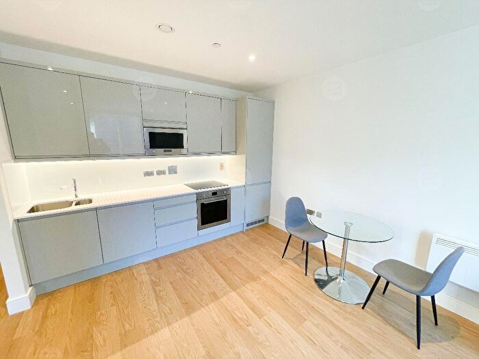 1 Bedroom Flat To Rent In West Timberyard, Hurst Street, Birmingham, B5