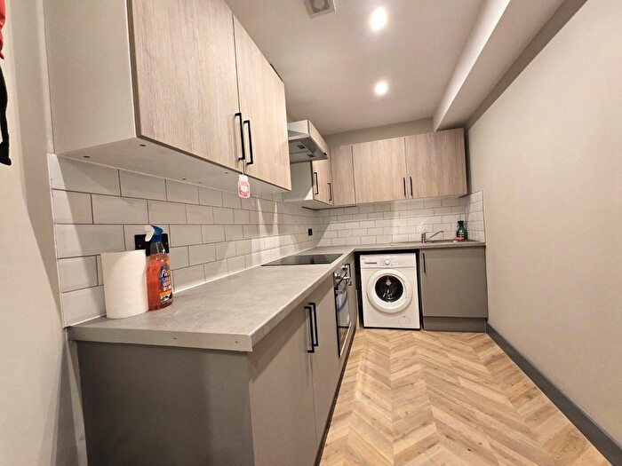 Studio To Rent In Dickens Avenue, Uxbridge, UB8