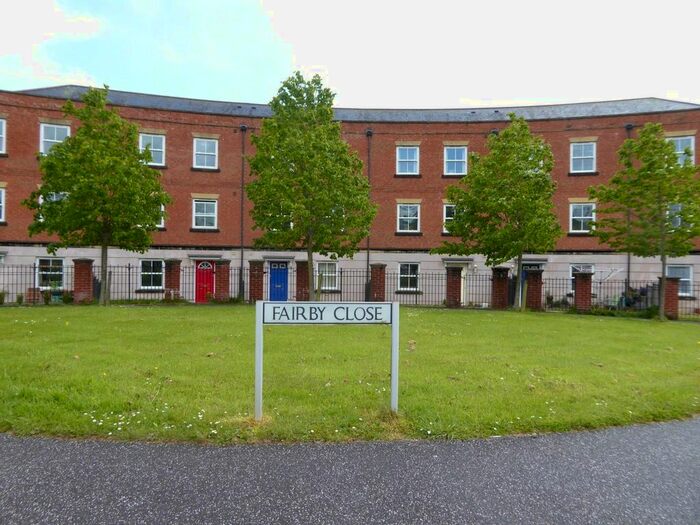 2 Bedroom Flat To Rent In Fairby Close, Tiverton, EX16