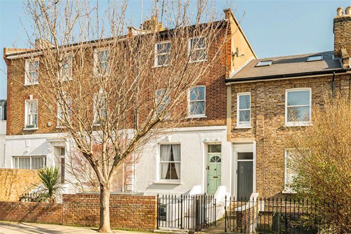 2 Bedroom Flat For Sale In Brackenbury Road, Brackenbury Village, W6