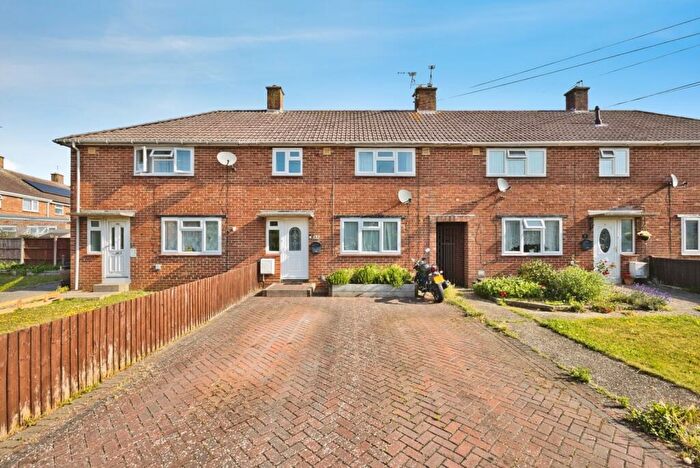 3 Bedroom Terraced House For Sale In Stiby Road, Yeovil, Somerset, BA21